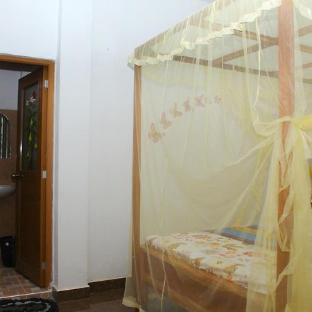 Pradeep Guest House Мірісса Екстер'єр фото