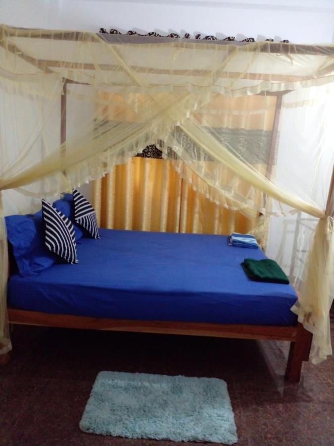 Pradeep Guest House Мірісса Екстер'єр фото