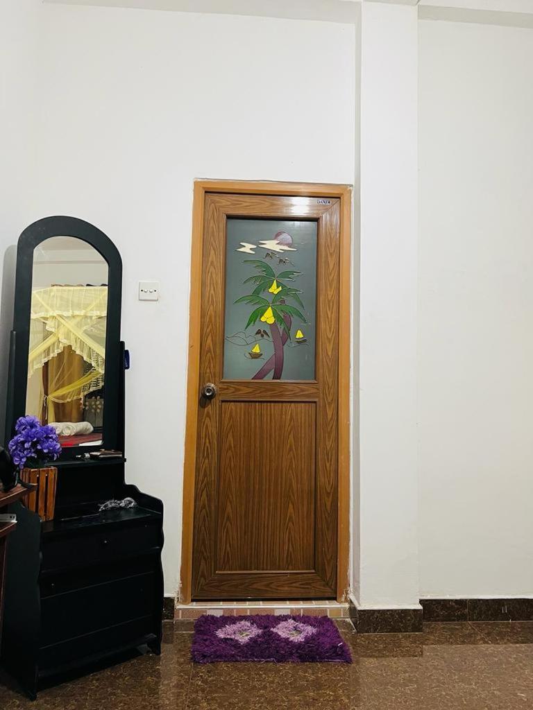 Pradeep Guest House Мірісса Екстер'єр фото